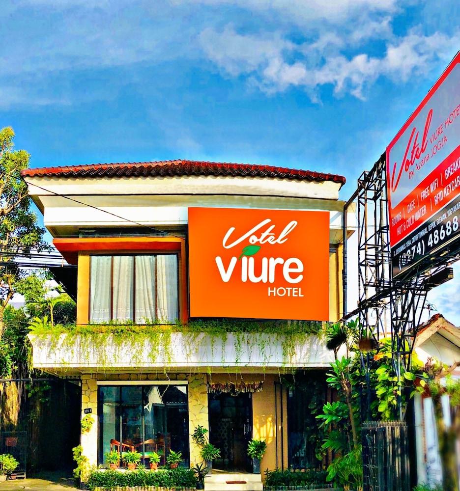 Votel Viure Hotel Jogjakarta Maguwo Exterior foto