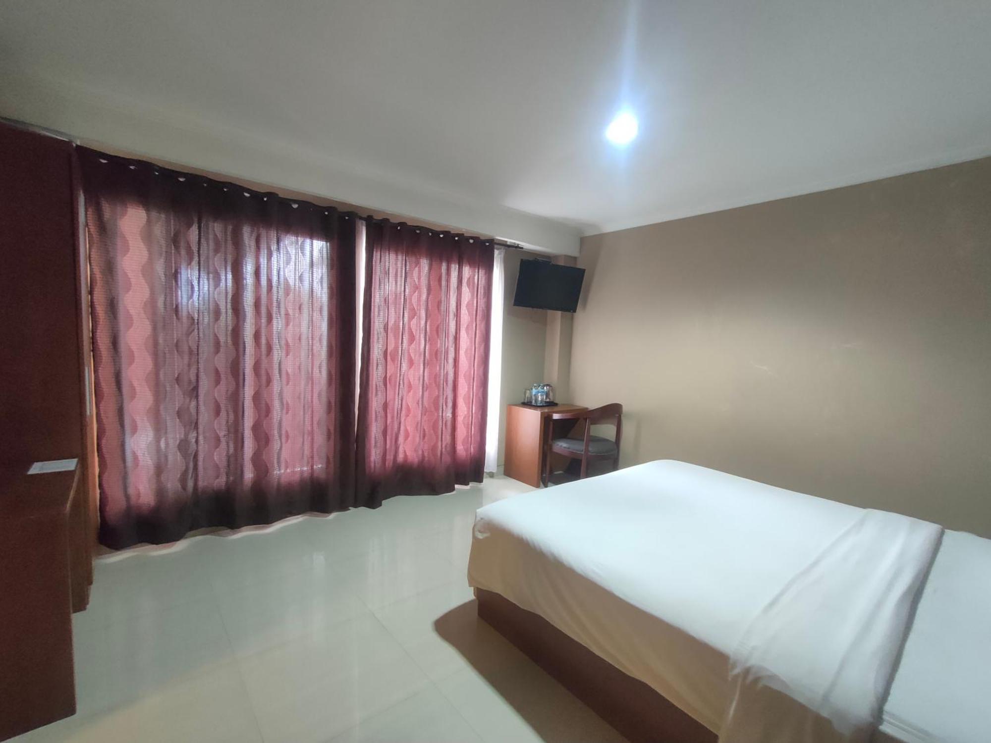 Votel Viure Hotel Jogjakarta Maguwo Exterior foto