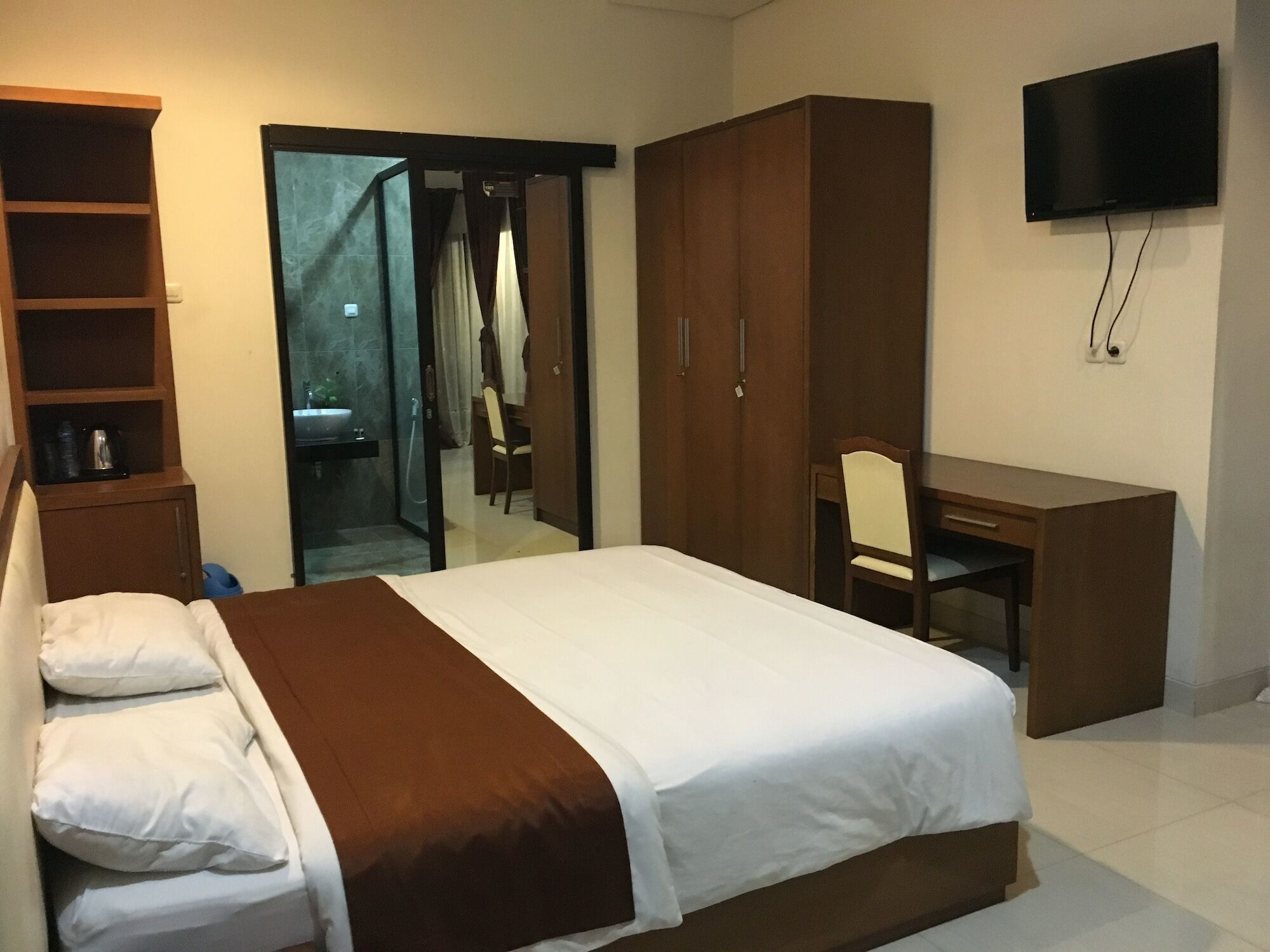 Votel Viure Hotel Jogjakarta Maguwo Exterior foto